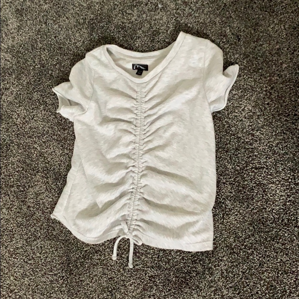 A gray top Target kids